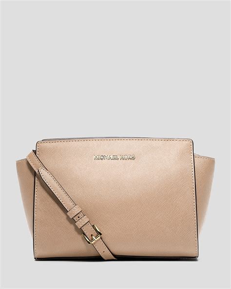 michael kors selma medium crossbody.